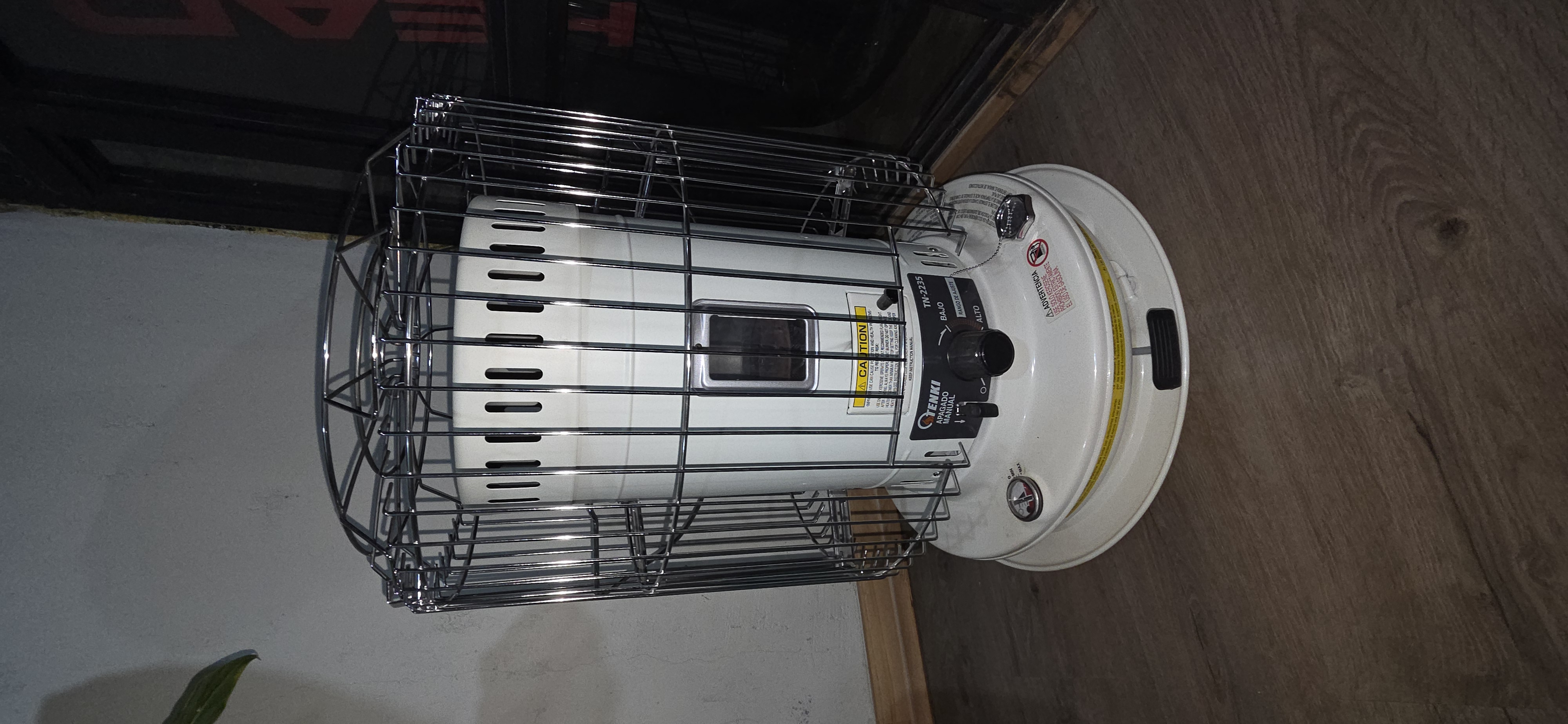 Estufa parafina Teki-2235