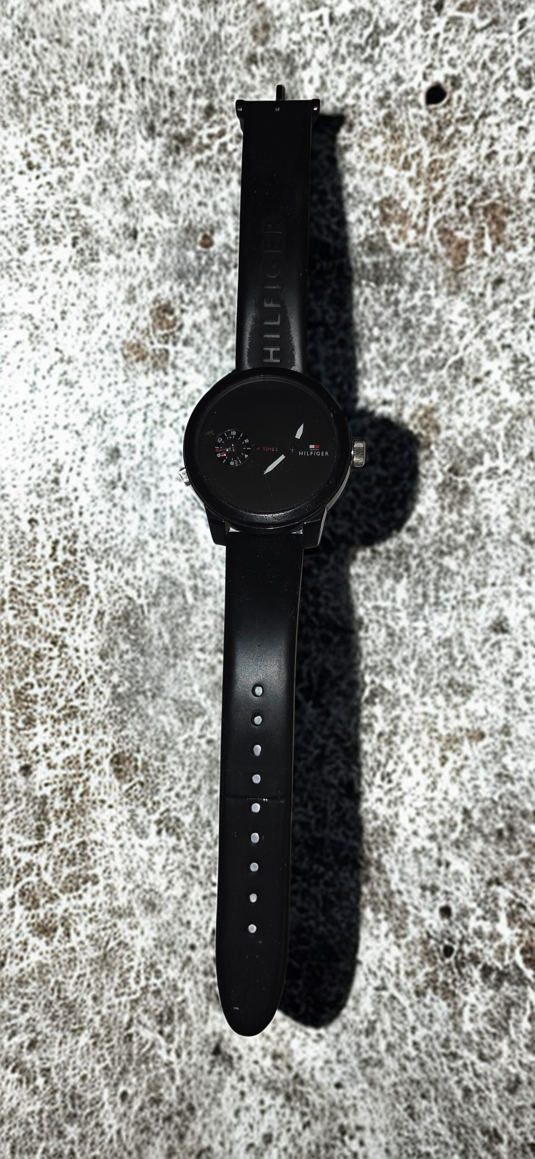 Reloj Tommy Hilfiger Hombre Cuarzo Doble Horario Negro